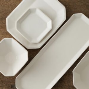 二人暮らしの買い足し食器に角皿、魚皿がおすすめ